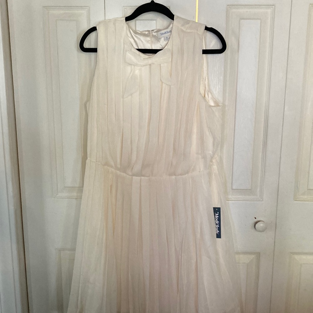 Cream ModCloth dress 1x. NWT.